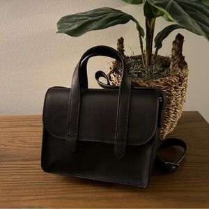 Able Isabel Heritage Crossbody Leather Handbag NWOT